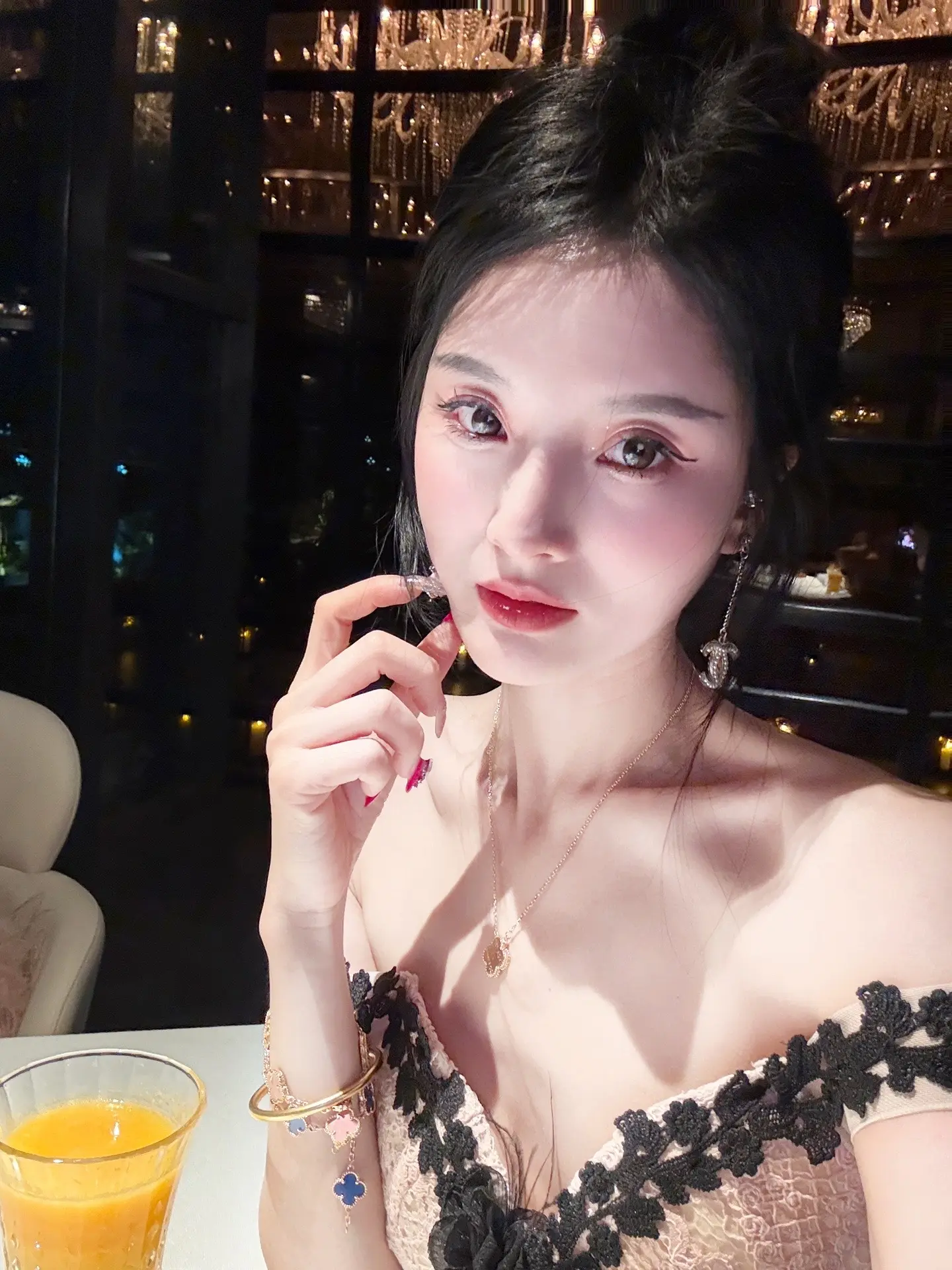 双鱼座的真的很温柔，又逞强……