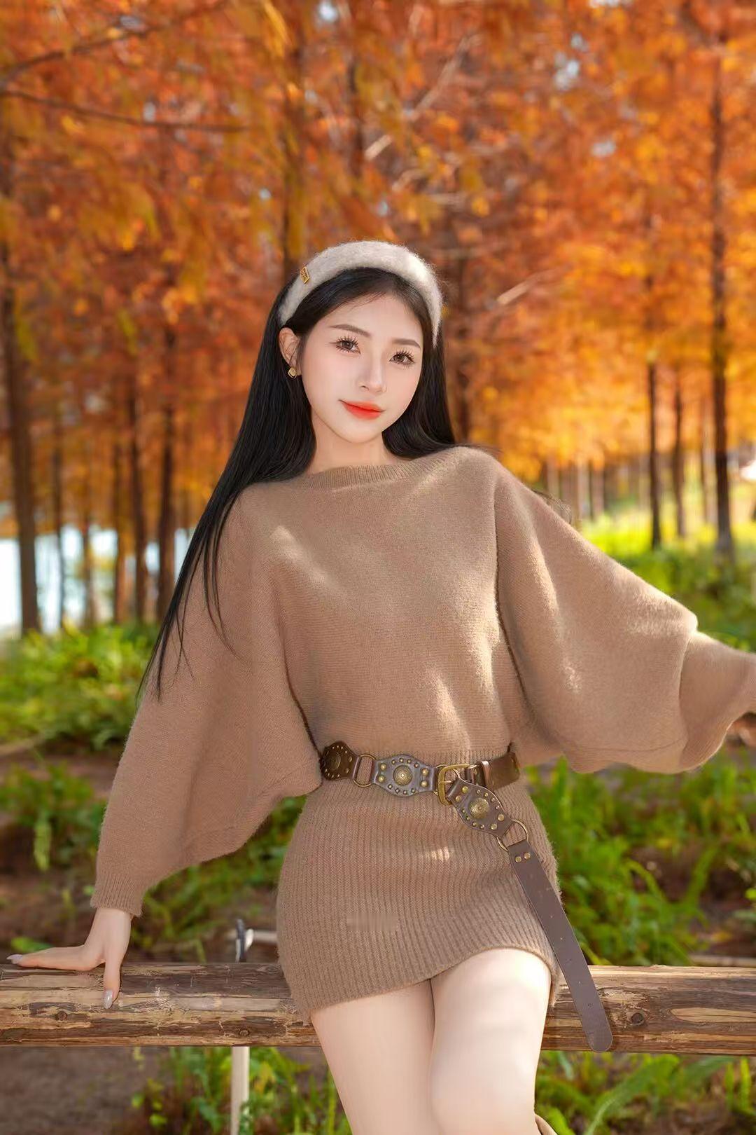 仙气满满的她
在落羽杉最红