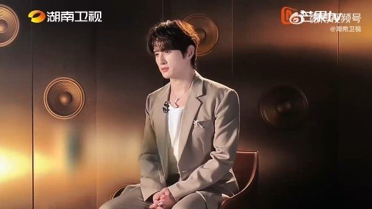 张远抱着离开的心态唱的傻子张远说和凡希亚PK会很恐怖歌手2026哪怕心里清楚比拼