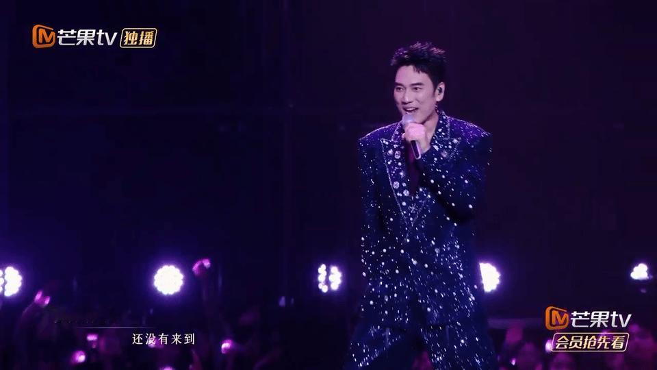 以为是林依轮 还真是林依轮 追《骄阳似我》时，看到姜平瞬间恍惚，以为是错觉，结果