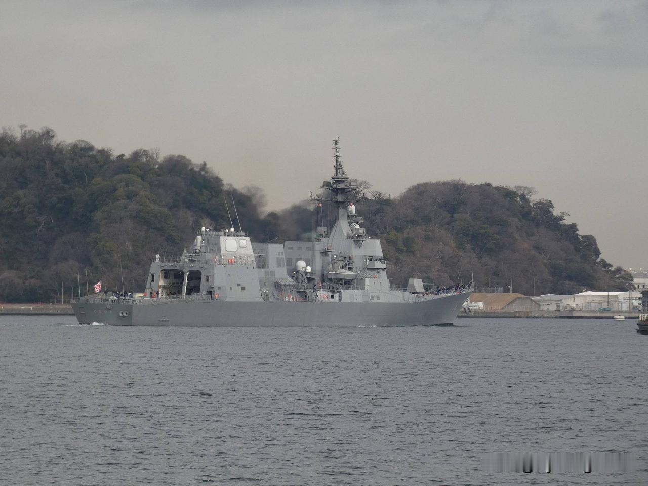 🇯🇵日本海军驱逐舰“照月”号（DD-116）于2026年1月19日离开日本横