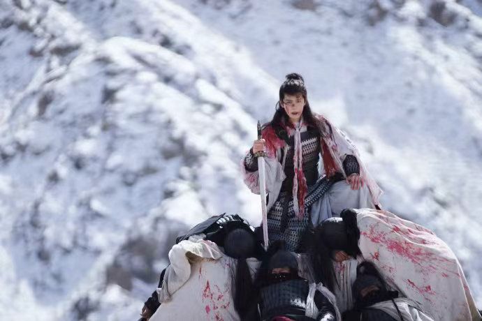 掉下去的林更新捞上来的李昀锐宇文玥在湖里呆了九年 掉下去的林更新捞上来的李昀锐，