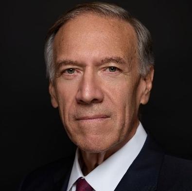 美国前国务卿蓬佩奥北京时间4月7日发文写道：“中国现在正在拿我们军人的生命冒险。