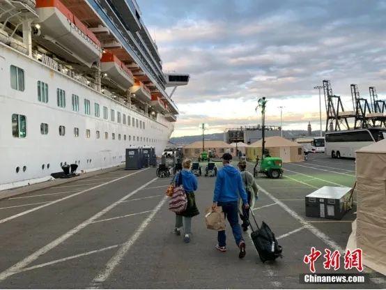 中国侨网@“至尊公主”号华人乘客讲述“惊魂”历程：船上咳嗽声不断