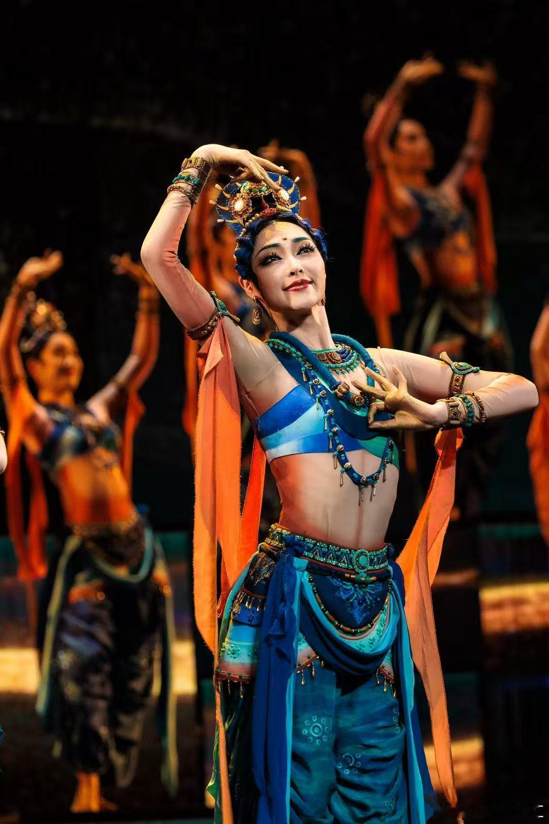 丝路古韵一眼千年丝路古韵把飞天乐舞跳活了春晚 这才是真正的“神仙打架”！《丝路古