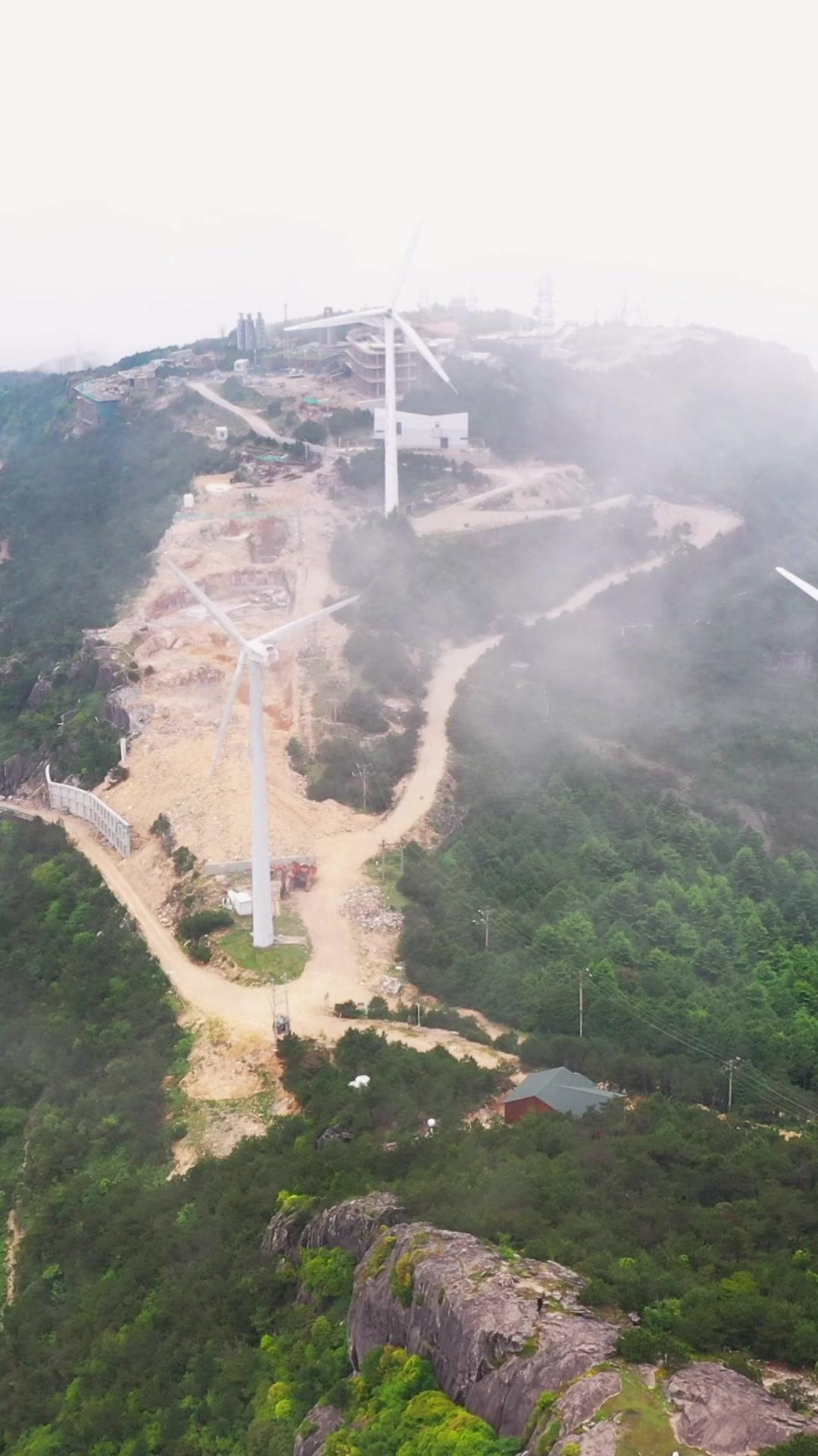 🌄括苍山真的是宝藏旅行地，作为浙东南第一高峰，这里的日出云海和星空都美到窒息！