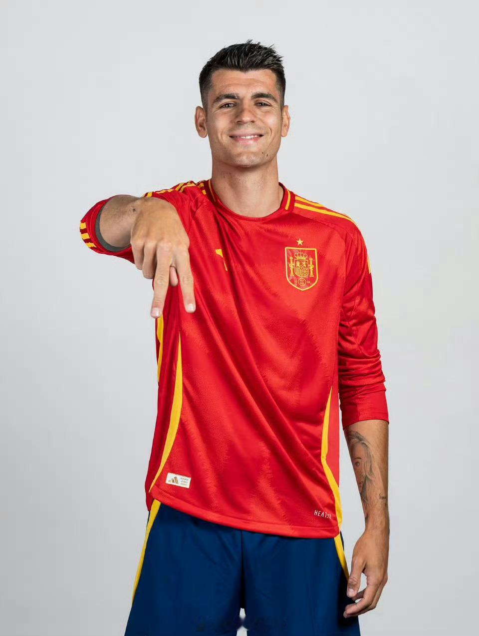 #西班牙vs法国##欧洲杯# 恭喜西班牙晋级欧洲杯决赛！恭喜莫拉塔和勒诺尔芒！！