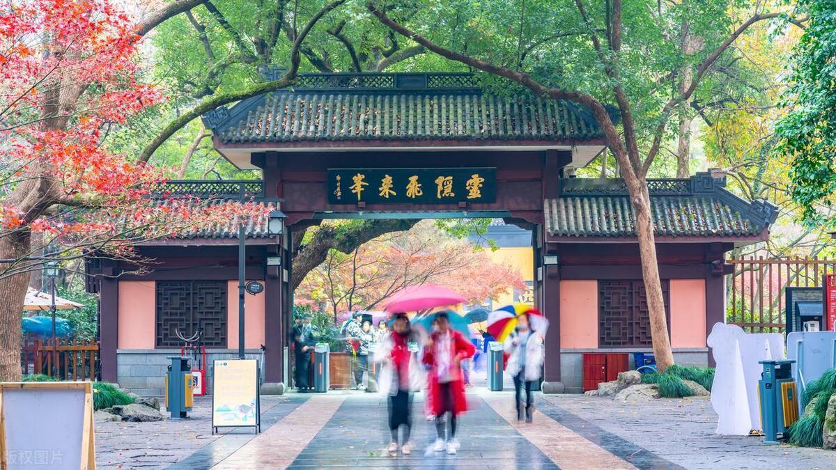 灵隐寺8.5平方小卖部，年租金拍卖出280万的高价，是经济不行还是我们的脑子不行