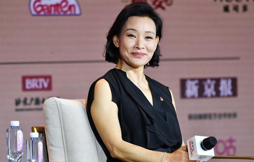 她19岁就被2名美国医生侵犯，留美45年受遍屈辱，好在苦尽甘来。 1981年，陈
