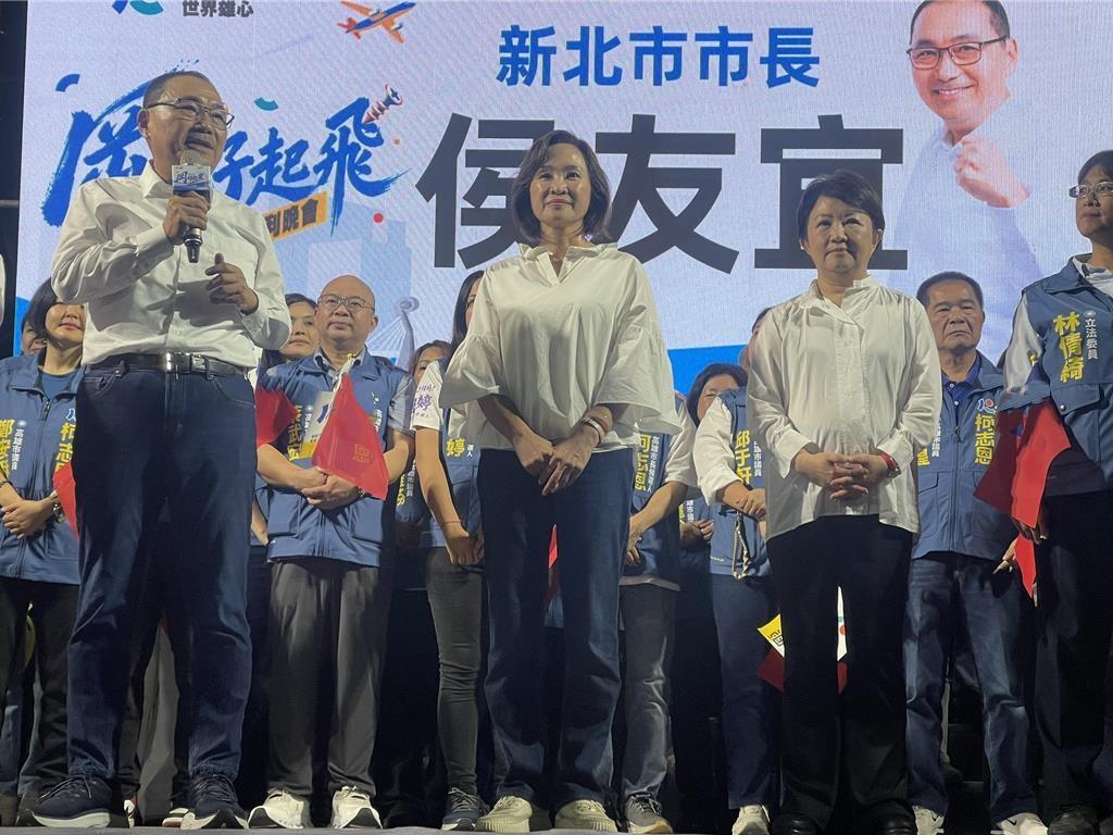 “汉子”首度南下辅选 侯赞柯志恩流血流汗盼为高雄做事
年底选战日渐逼近，高雄市长
