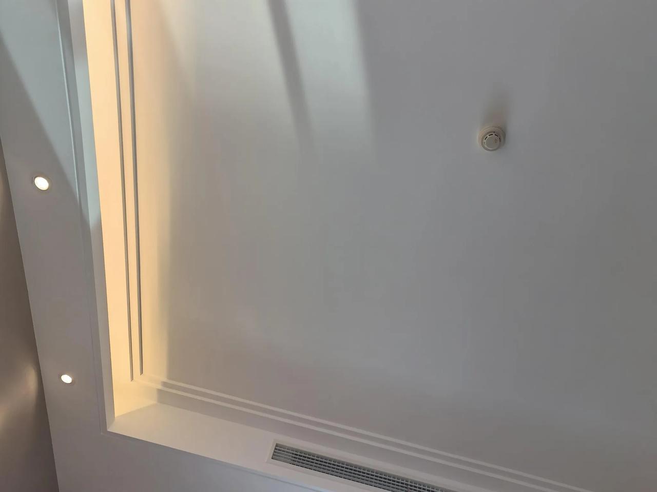 永远不要绕过领导做事
每个人都只会听命于他的领导，你有什么需要人家配合的，和他的