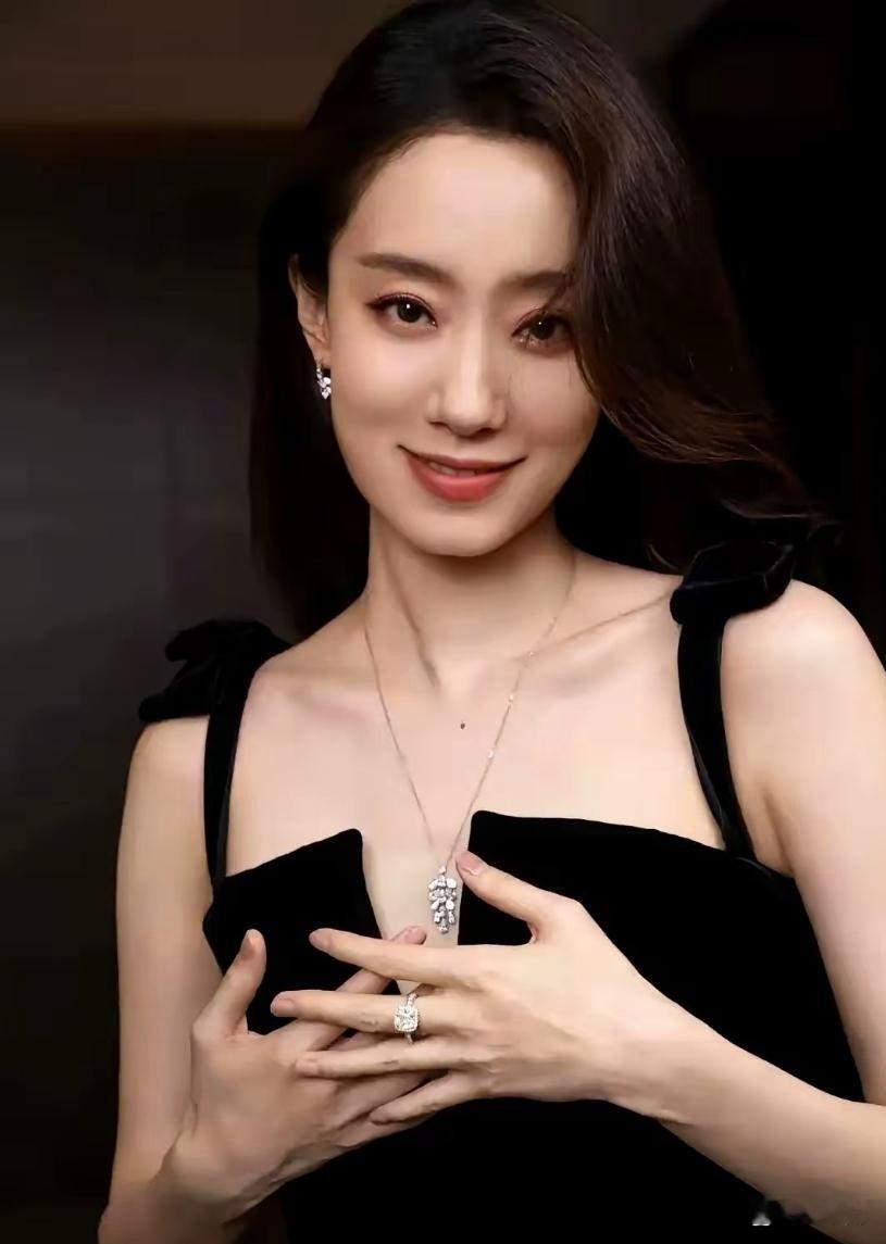 周星驰这次的选角实在让人摸不透，新电影《少林女足》投了3.8亿，女主角选了张小斐