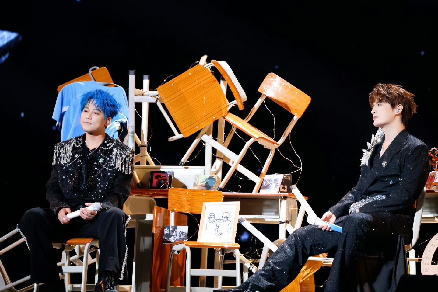 张远仅一句话绝杀苏醒 苏醒刚摆好迎战姿态，张远一句“你没有女儿”直接终结对话，这