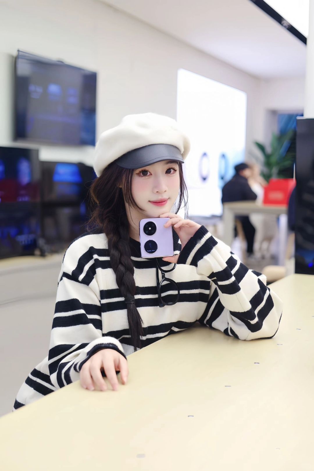 华为新品💓一眼就心动华为小折叠