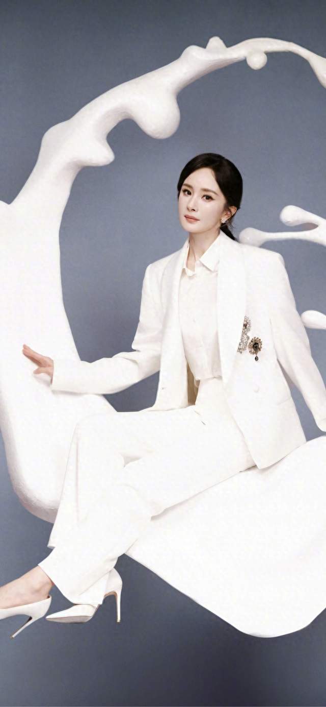美女壁纸第9814期—杨幂