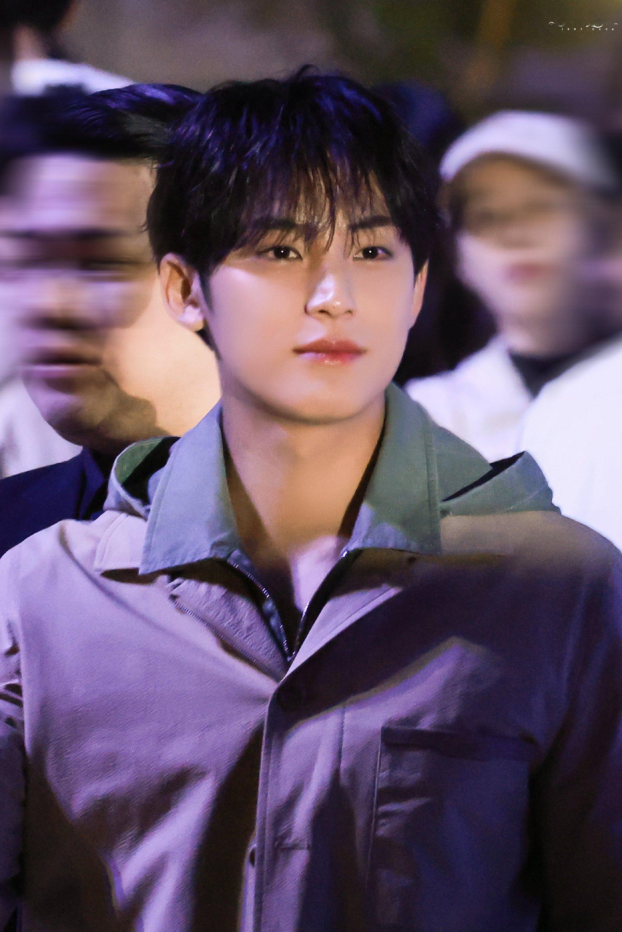 好嫩的一只大狗儿 