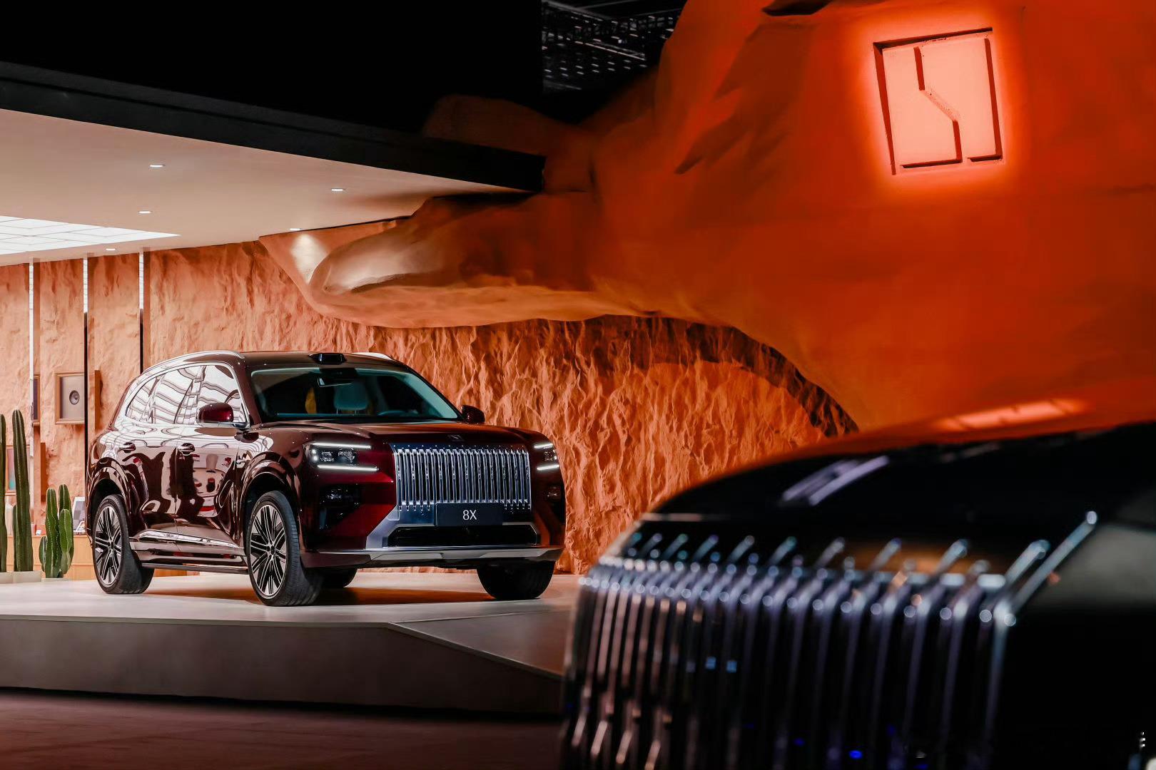 假装在发布会现场之极氪8x极氪8x新公路之王 极氪旗下第二款旗舰SUV，最强8系