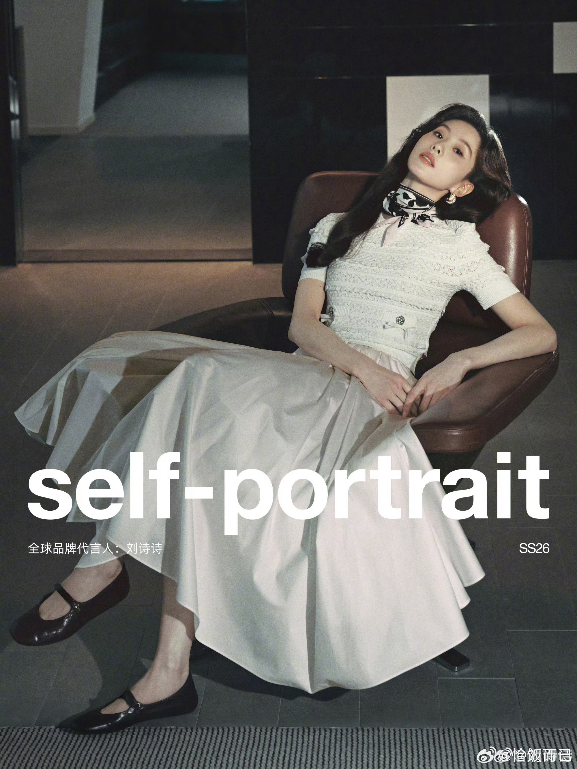 85花刘亦菲、刘诗诗今日商务官宣大片 