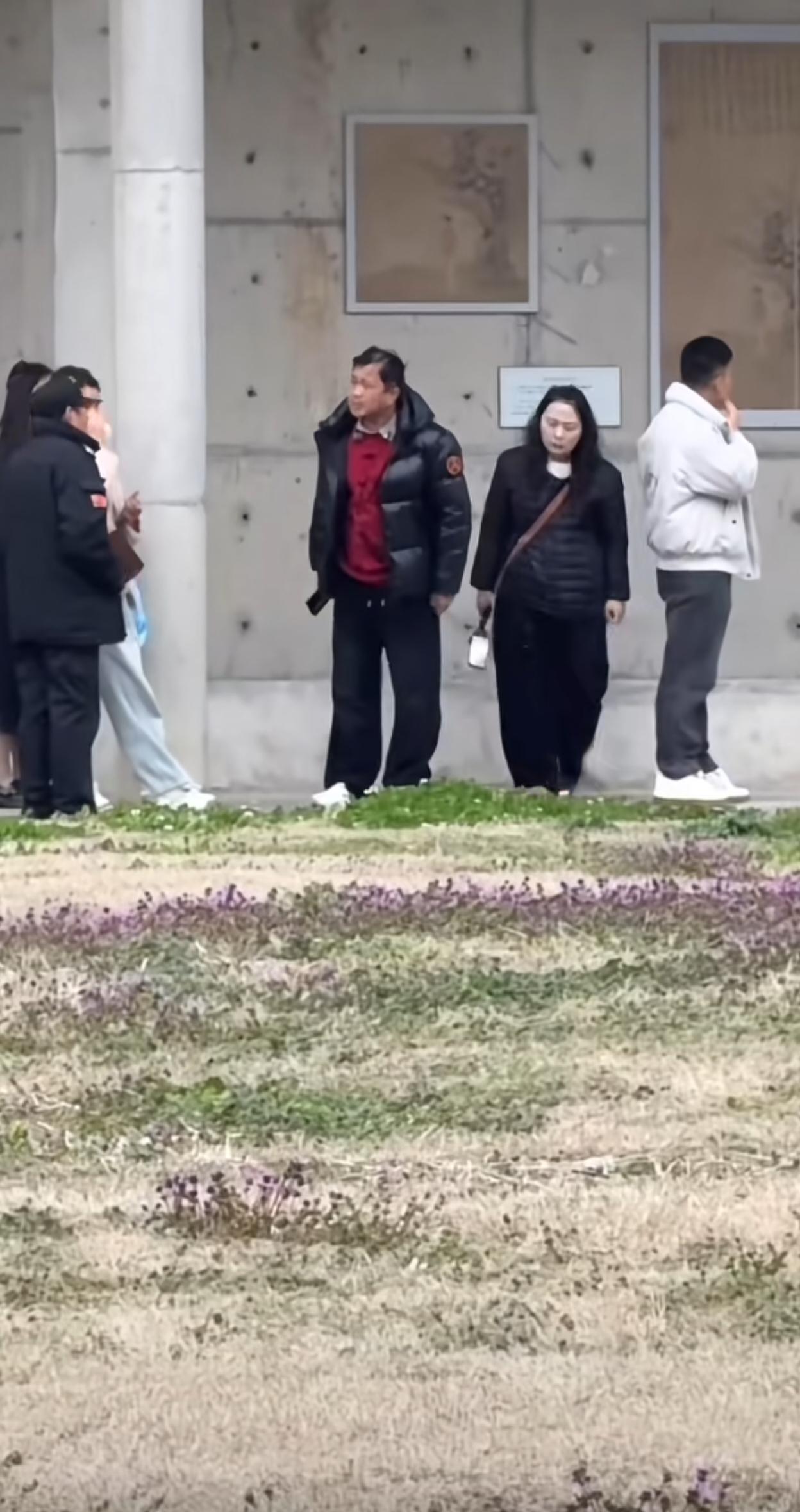 沈巍在苏武纪念馆再遭驱赶，他大发雷霆说要把110叫来，其实他参观都快要结束了，馆