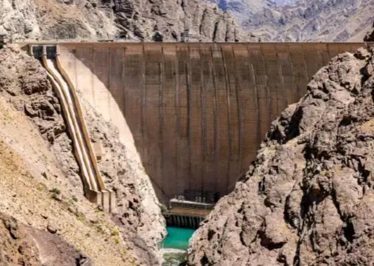 半岛电视台报道，当地时间5日，伊朗总统佩泽希齐扬表示，全国干旱状况正在进一步恶化