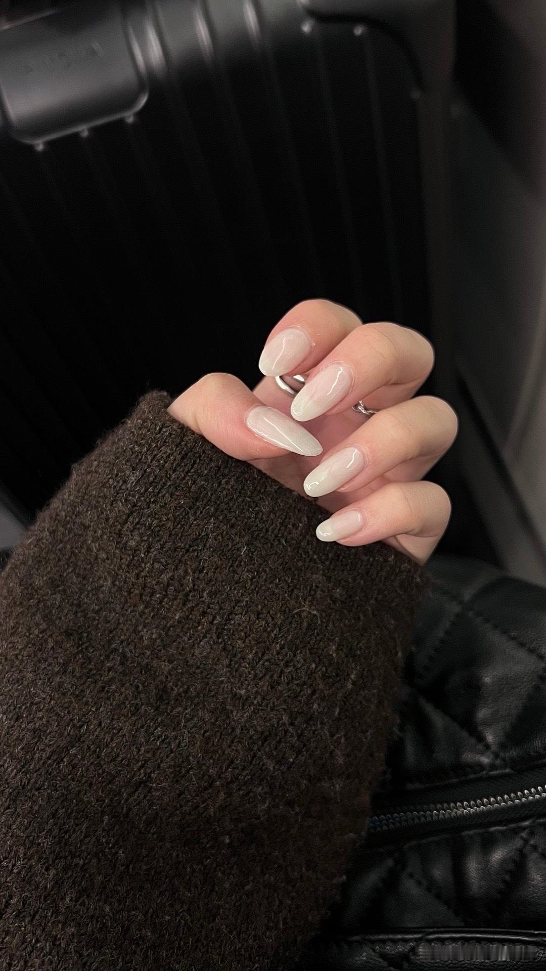 呀 出现🖖🏿 ​​​