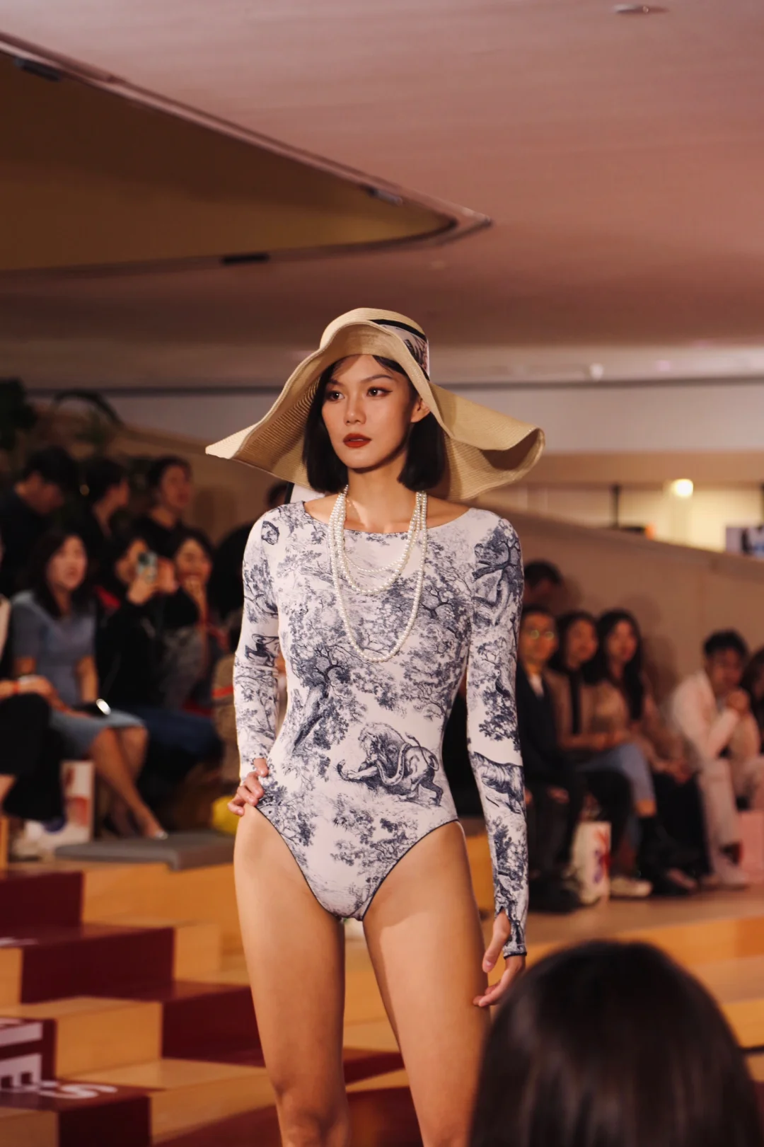 第一次走秀 自信真的会让人变美！