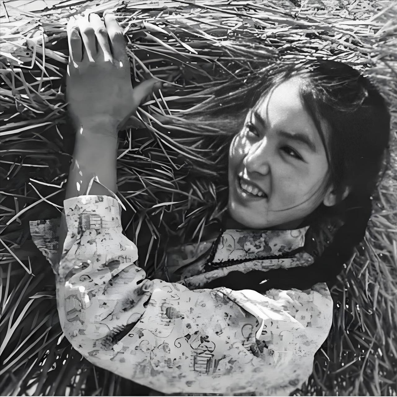 1977 年，32 岁女知青刘琦因返城无望，无奈嫁给当地农民。新婚夜她郑重承诺：