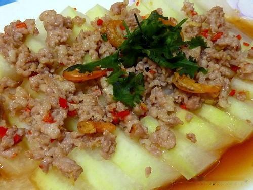 清爽一夏：家常美味肉末蒸冬瓜的绝妙制作秘诀
 材料准备：选对食材，成功一半

要