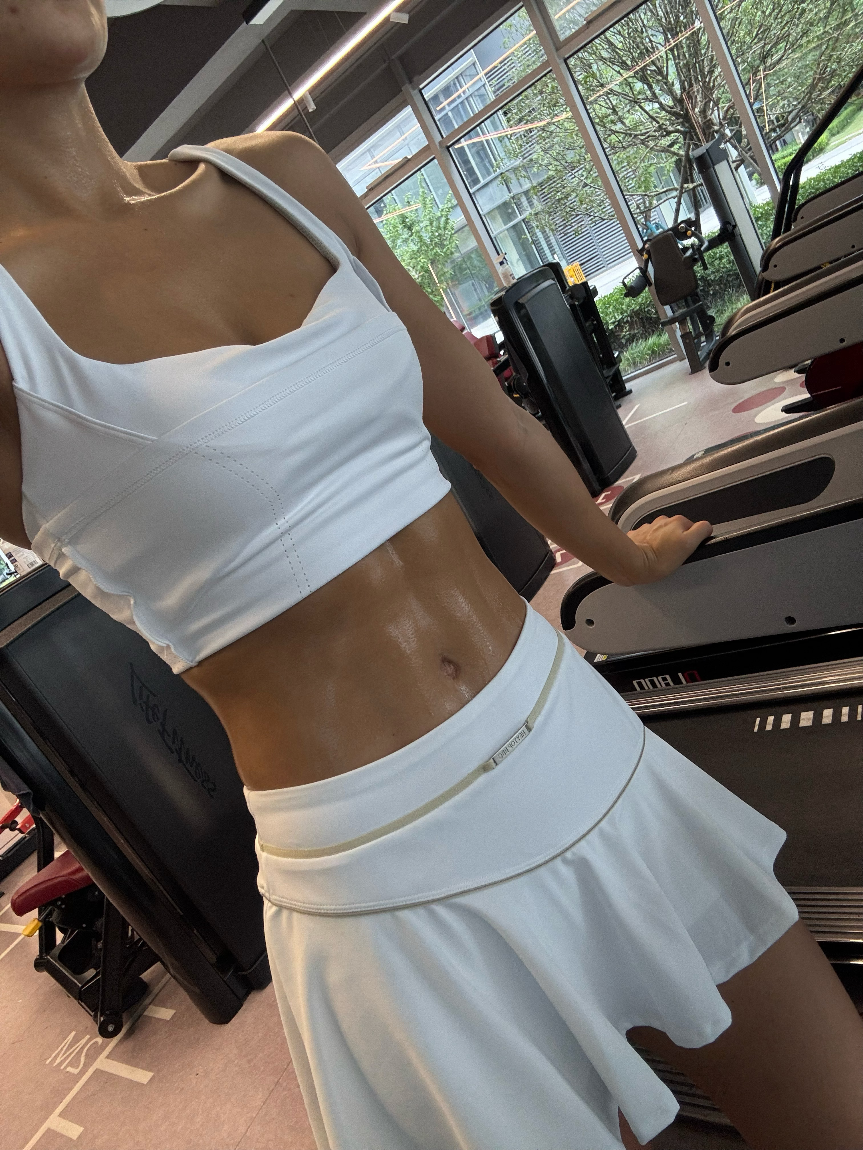 在无缝衔接的出差中见缝插针的锻炼🏋🏽♀️ 