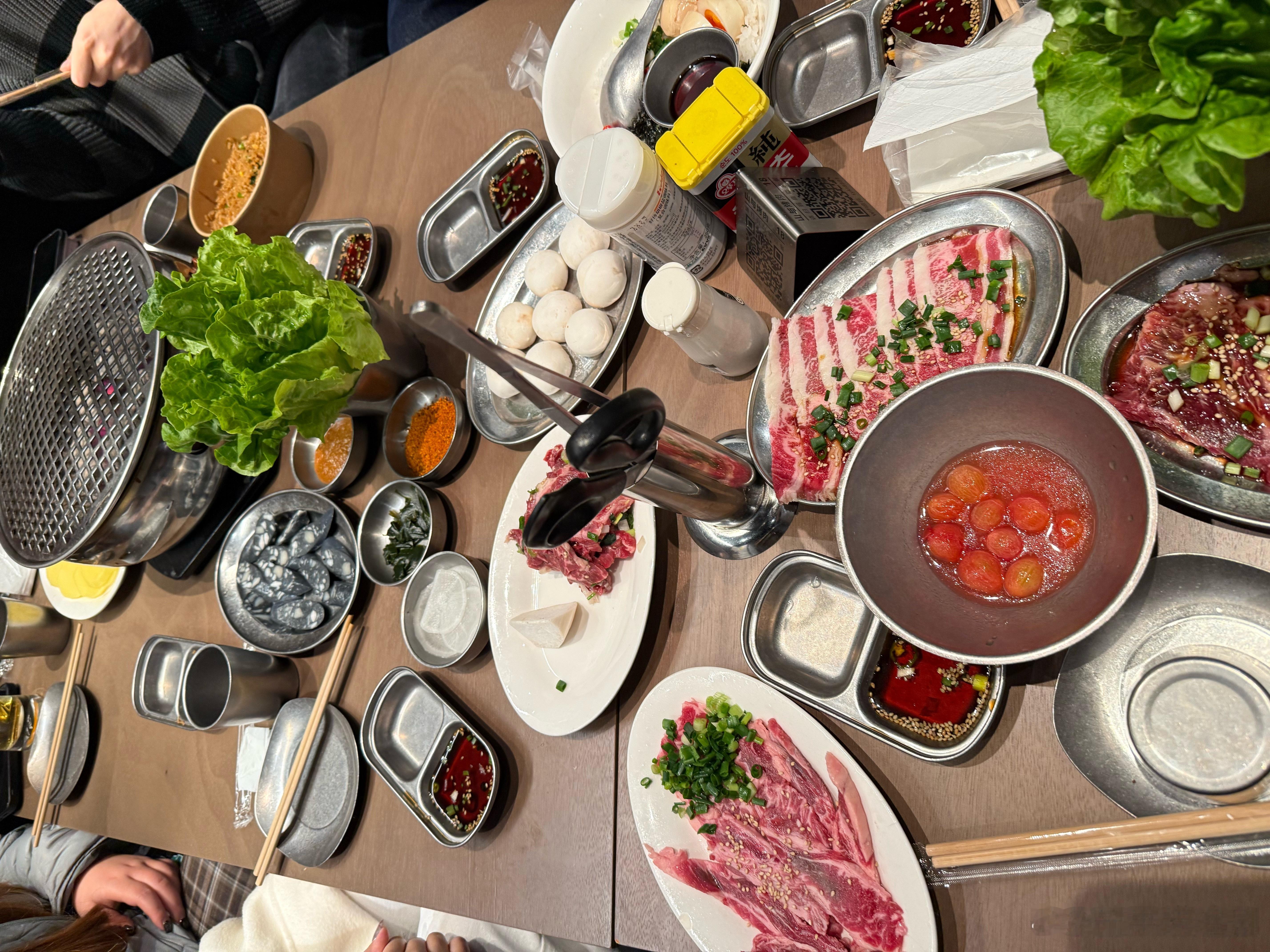 来打卡山与烤肉