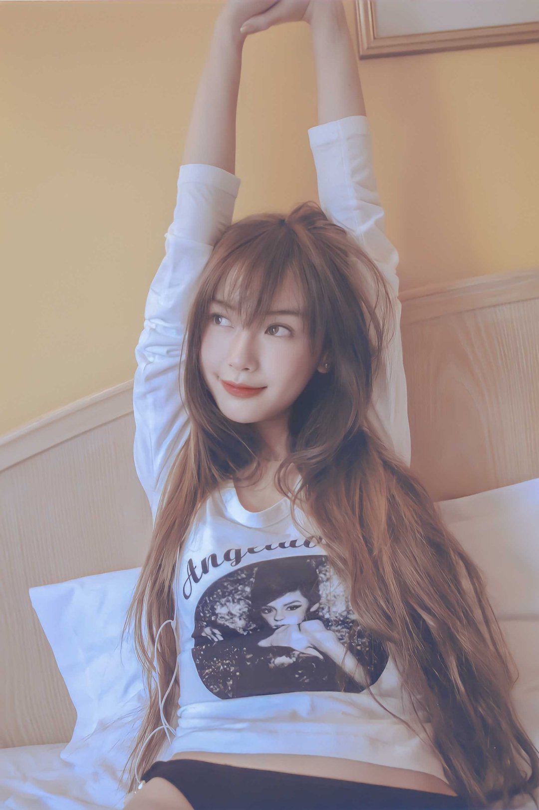 angelababy angelababy 与你相遇，是时光赠予我最珍贵的礼物，