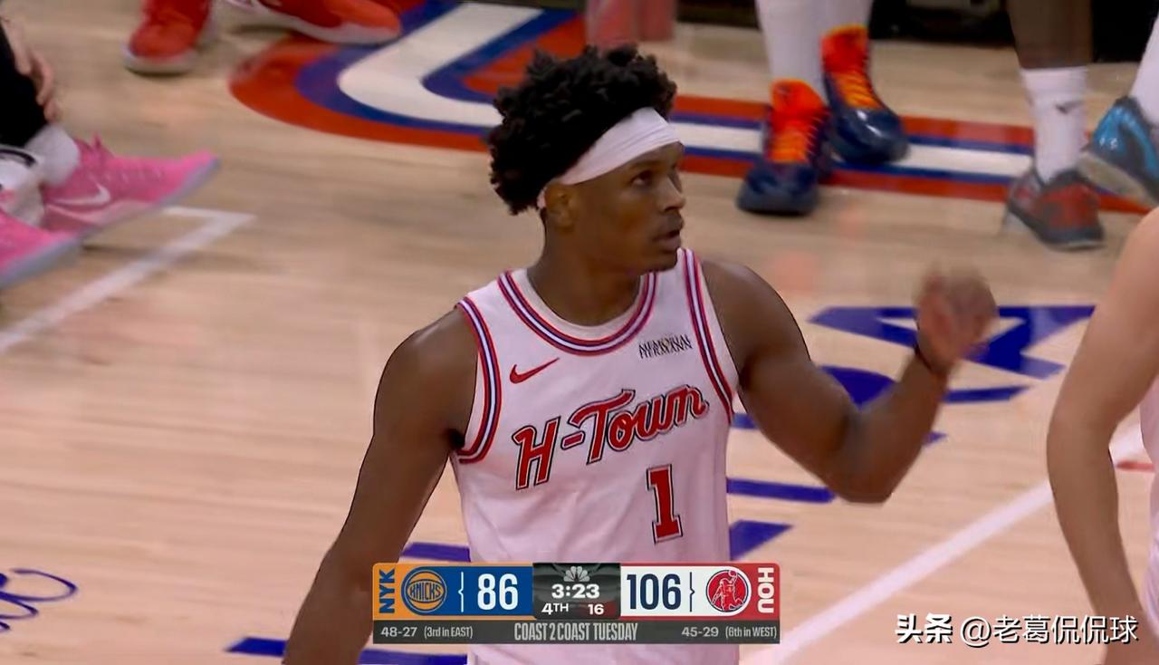 火箭球星阿门-汤普森注定成不了一名超级巨星！在今天火箭主场以111：94大胜尼克