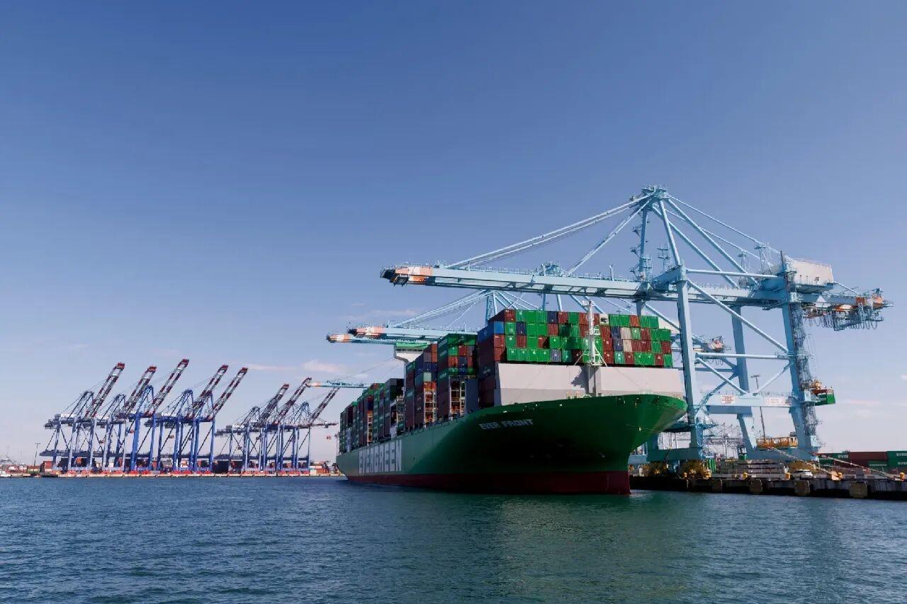 美国商务部最新公布、因政府关门而延迟发布的数据显示，2025年10月美国贸易逆差