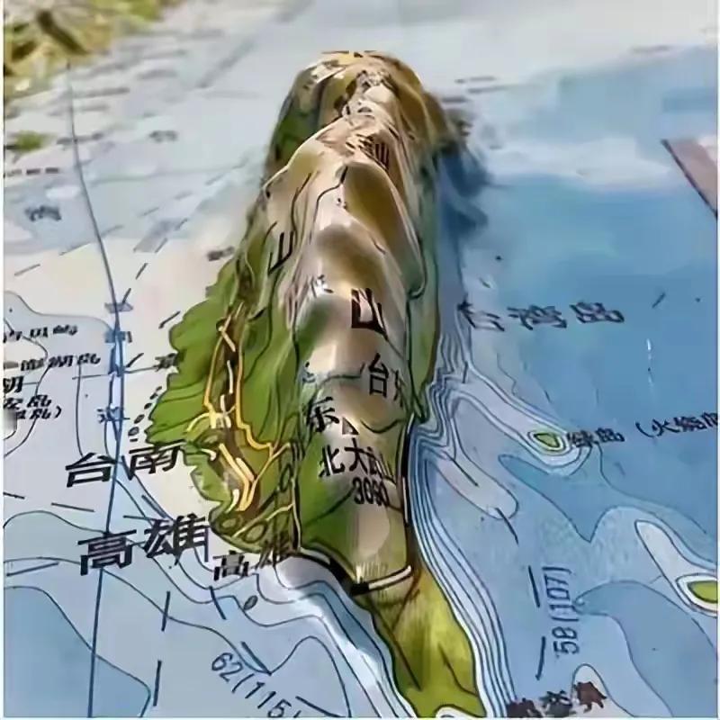 有人说，怎么还不打台湾？
按照武力解放台湾的标准，其实早已达到了。谁还能允许一块