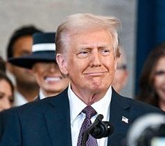日本或许被美国骗了，或者说，是所有买美国无人机的国家，都被美国骗了。


美国的