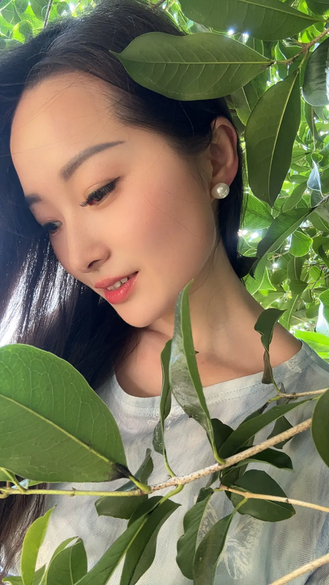 随着年龄的增长，性格也在变简单，喜欢安静，不想去了解别人，也不想被了解...