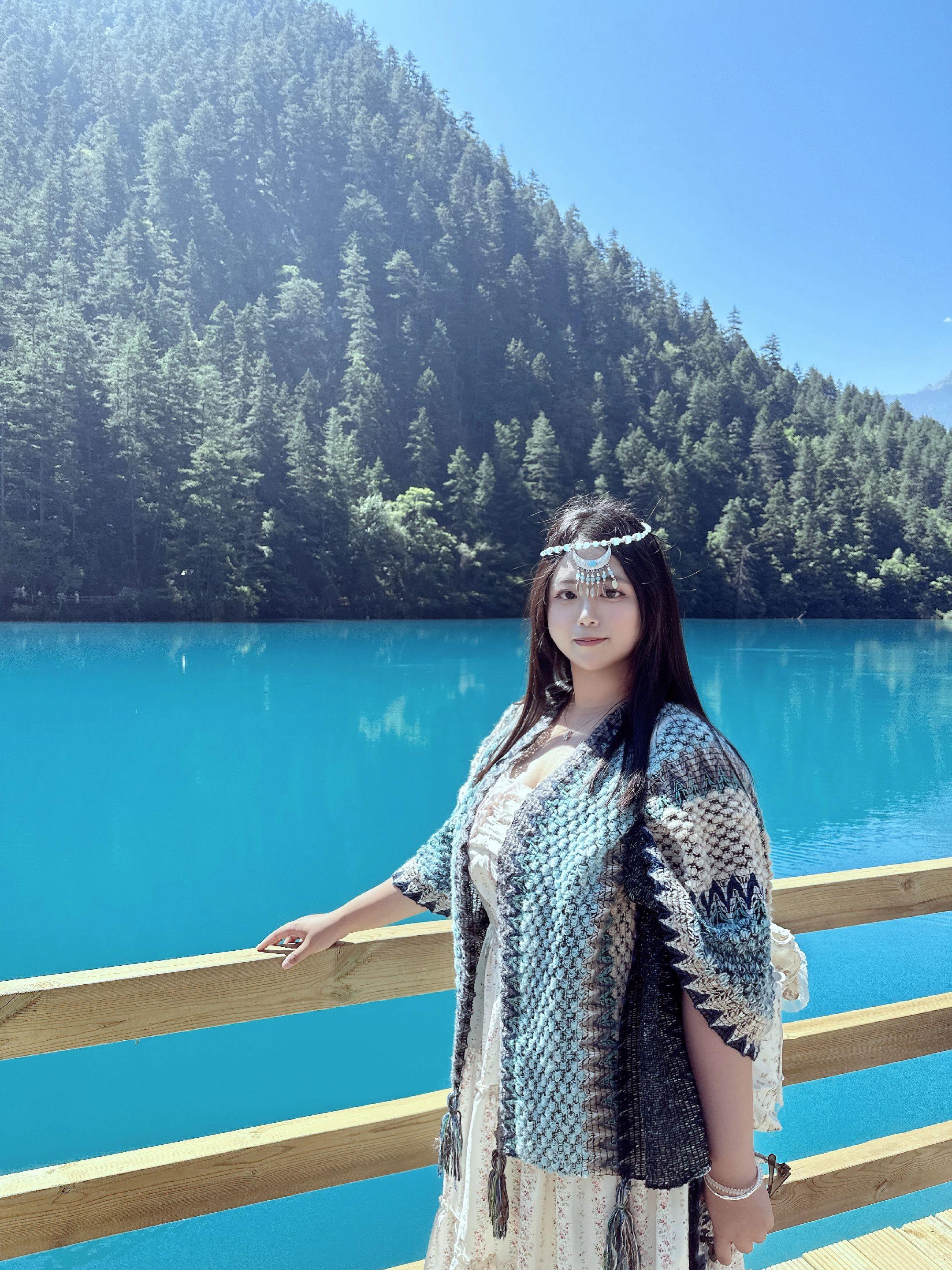 📍𝙅𝙞𝙪𝙕𝙝𝙖𝙞𝙂𝙤𝙪“天上瑶池，人间九寨沟”