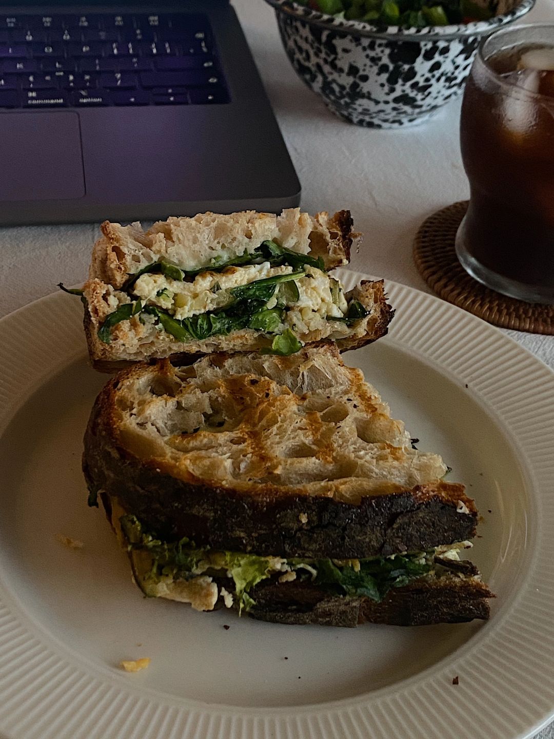 菠菜羽衣甘蓝蛋饼三明治🥪