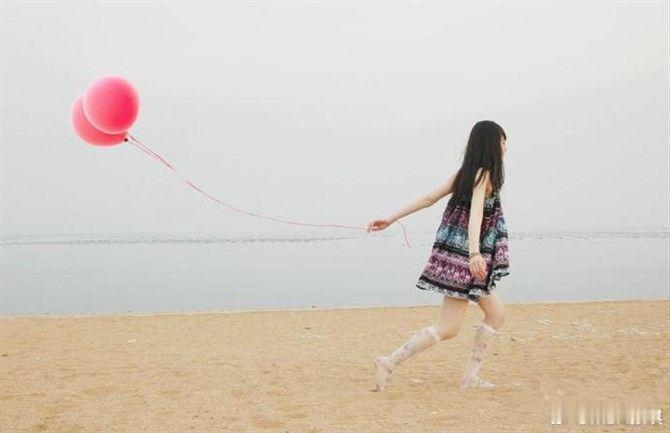 Fading is true while flowering is past.凋