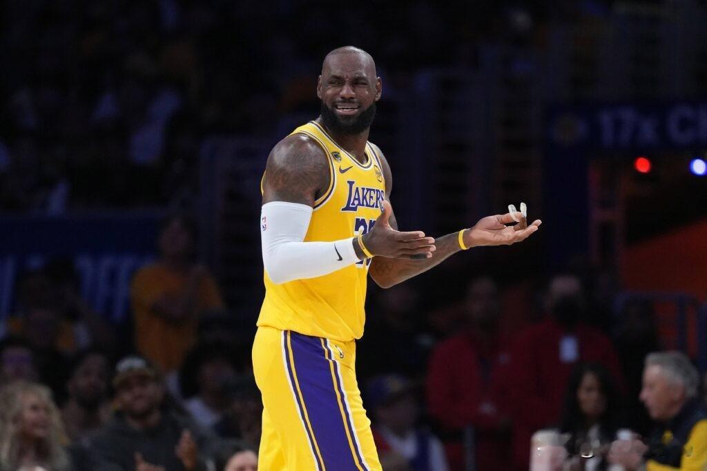 NBA情报局09月08日讯
 
美媒Fadeaway World发布文章，勒布朗