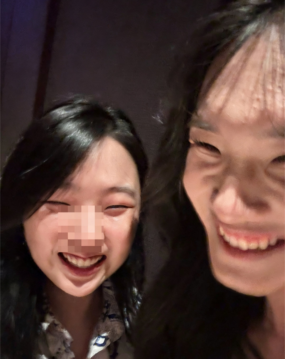 跟球迷分享一下广东男篮球迷图腾好大哥易大嫂的近况。自从乔姐吃橘子回来以后，去了海