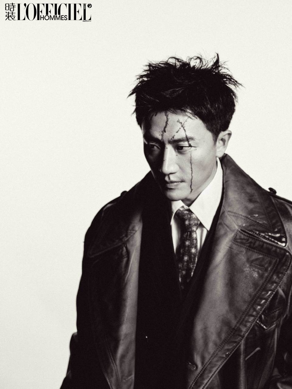 黄轩时装男士十一月刊封面摄影：何开拓一 