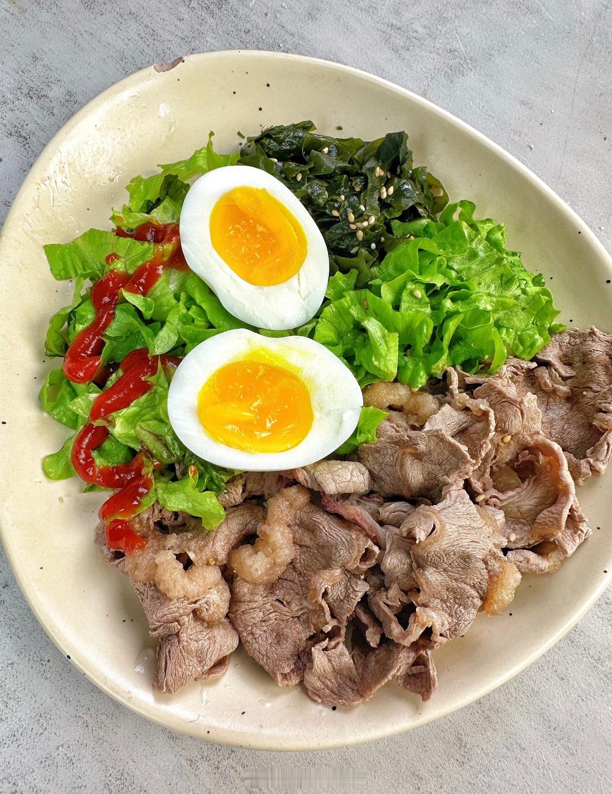 暴饮暴食之后是要还债的开启艰难的换一次之旅，but肚子是饿不了一点的，吃的健康清