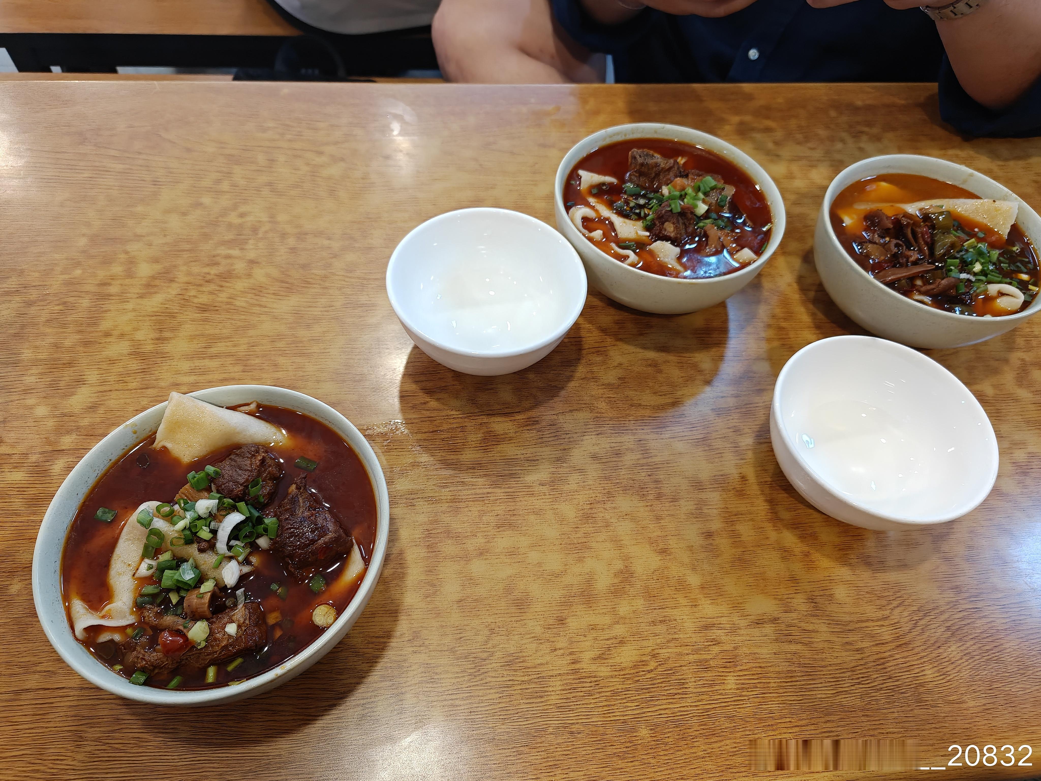 好久没整过铺盖面了。  ​​​
