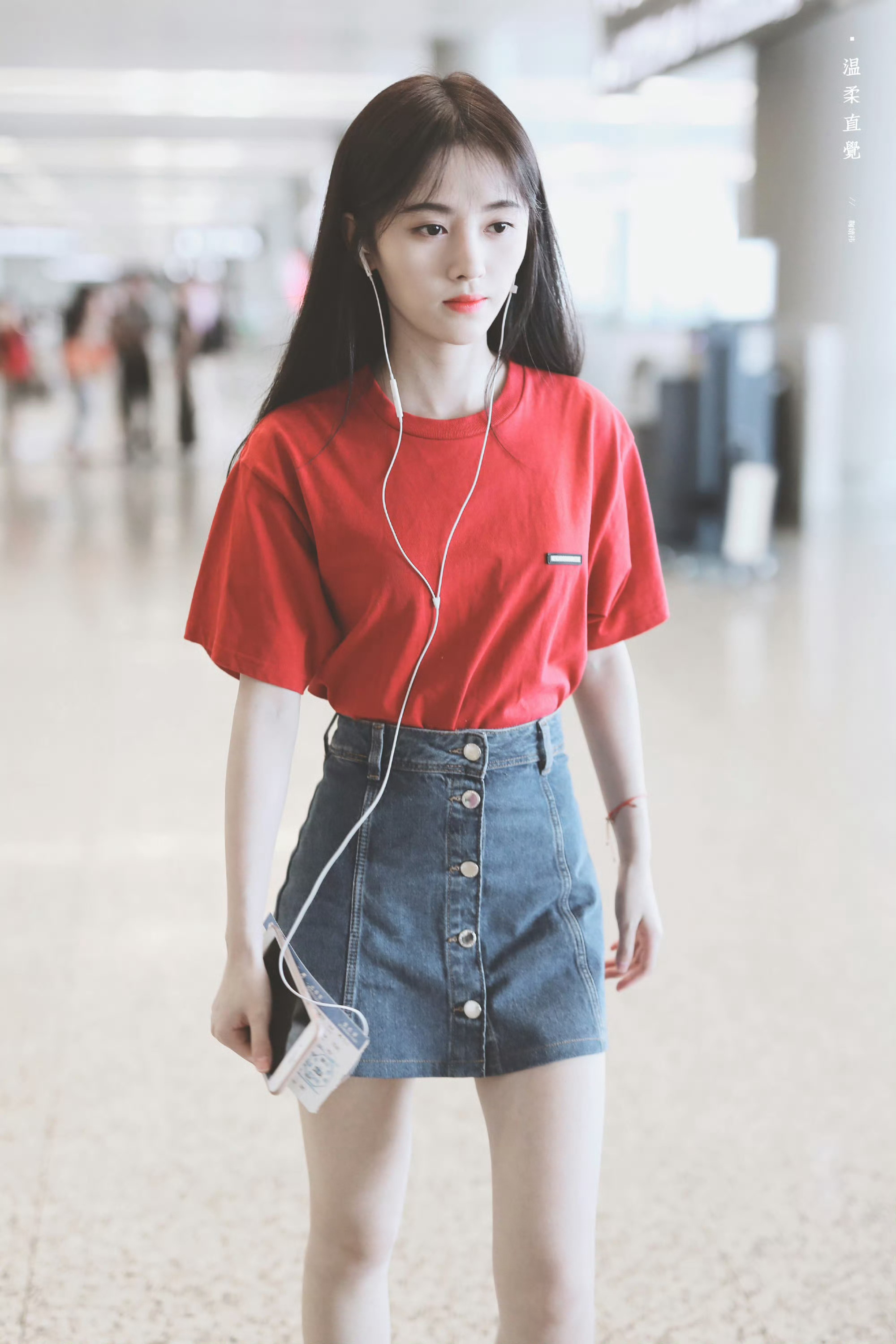 jjy鞠婧祎jjy鞠婧祎苏绿夏“海上月是天上月 愿各位眼前人都是心上人” 