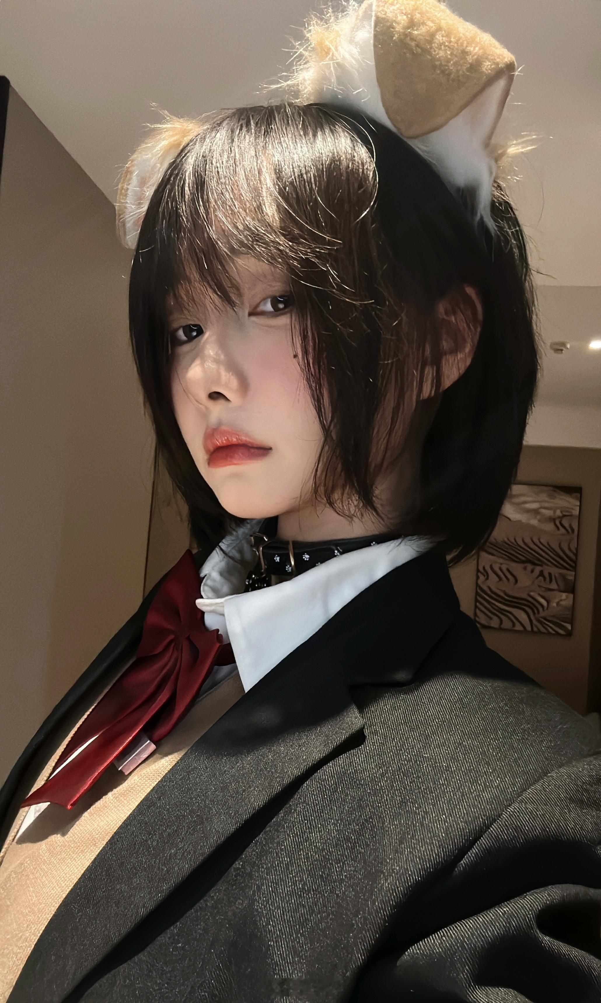 OKOK半个月了终于把万圣节的自拍发出来了在合肥融创集邮到了好多帅哥 哇塞 根本