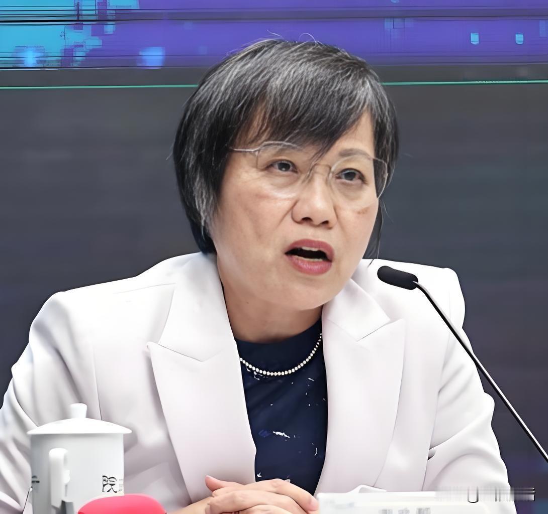 顽固“台独”分子刘世芳这次吃了个哑巴亏，估计她不仅自己会后悔死，而且还会遭到众亲