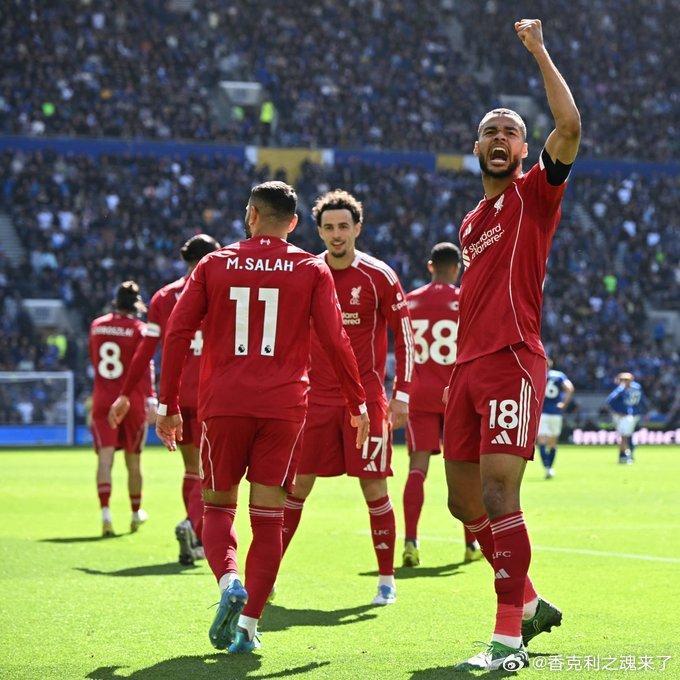 本赛季英超联赛中，每场比赛创造机会最多的球队：◉ 12.3 — 利物浦◎ 11.