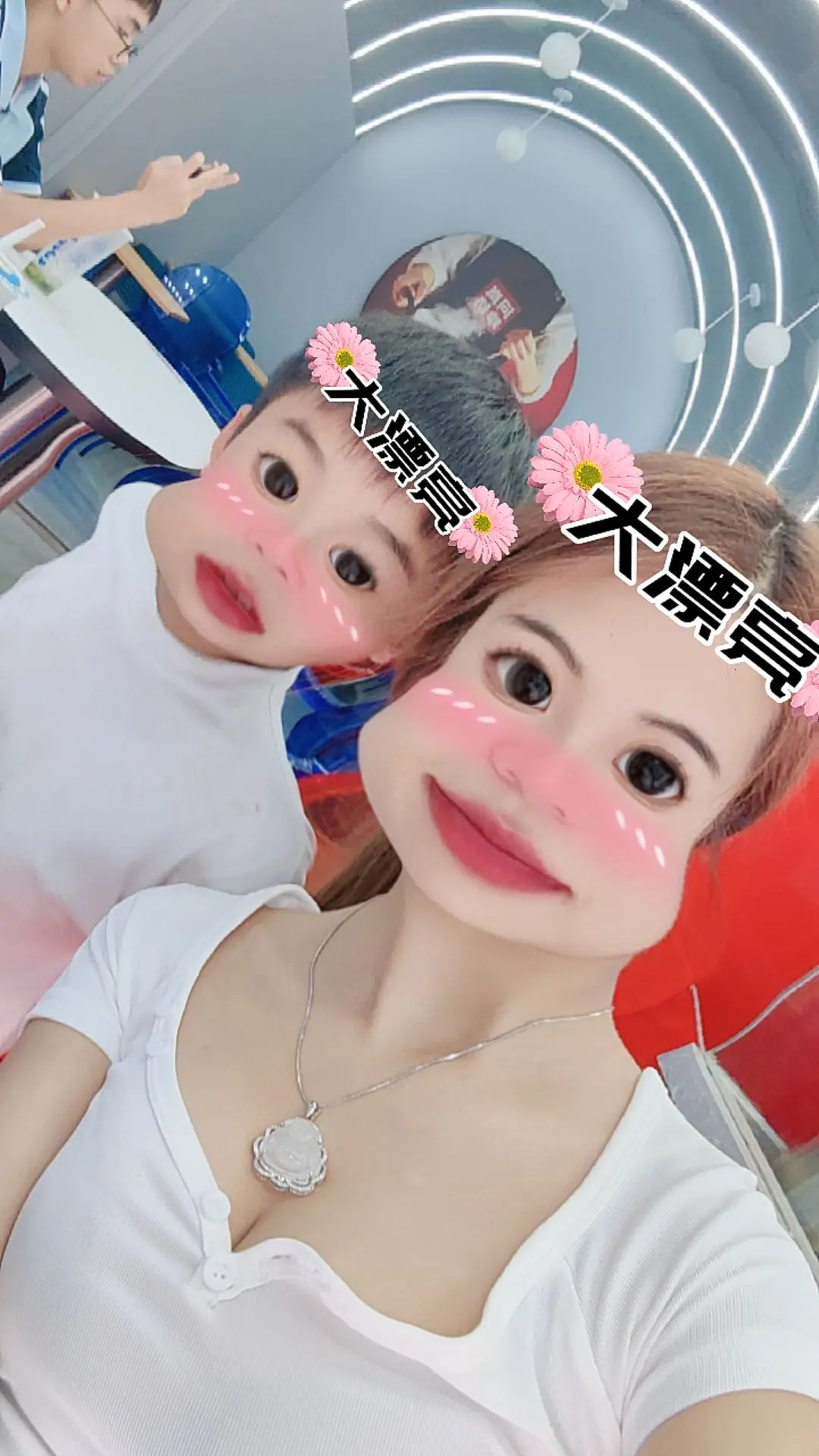 如果太真诚反而会被敷衍，那我只好把想念和热情都收敛
