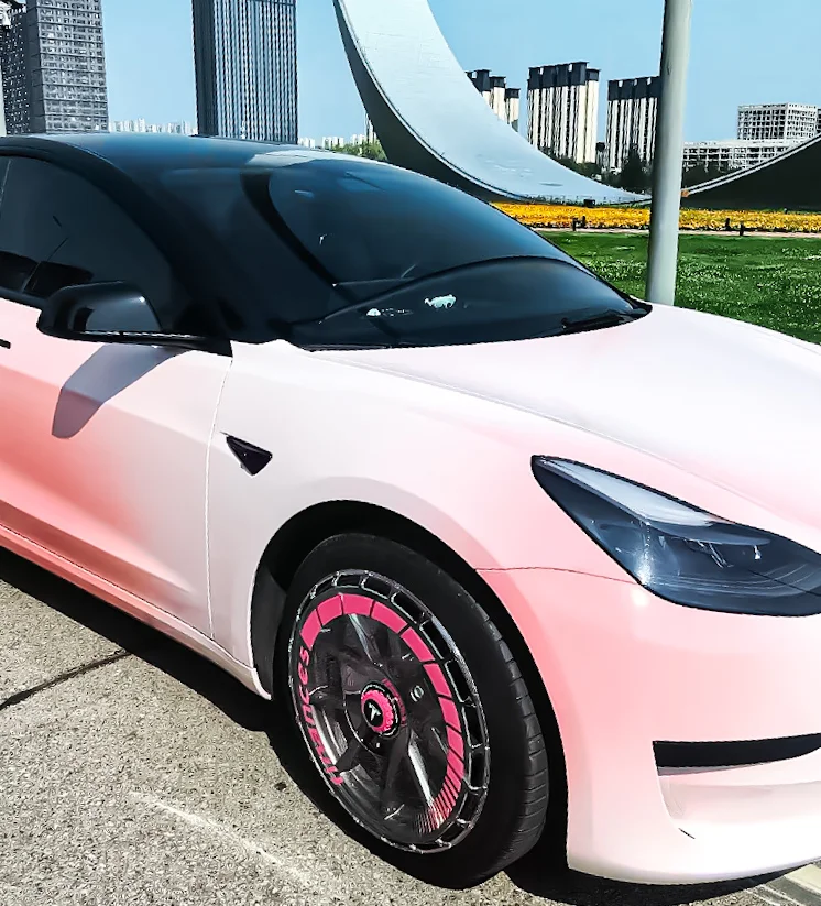 路上看到很好看的车 想知道这个是什么粉？